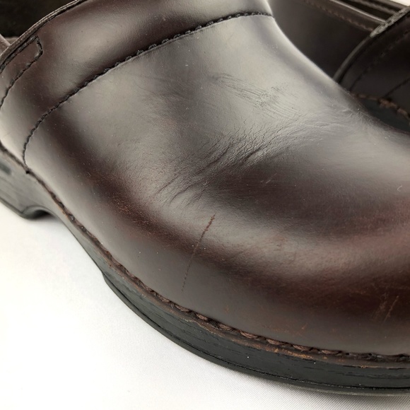 Dansko Brown Work Clogs Slip Resistant - Size 38 - Picture 3 of 7